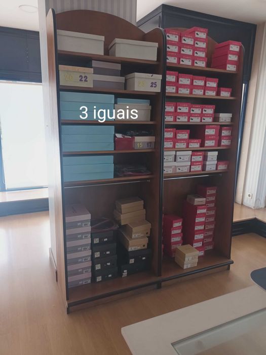 móveis para lojas de roupa