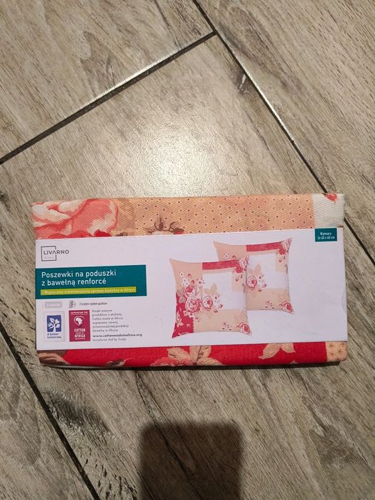 Nowe 2 komplety poszewek na poduszki 40x40