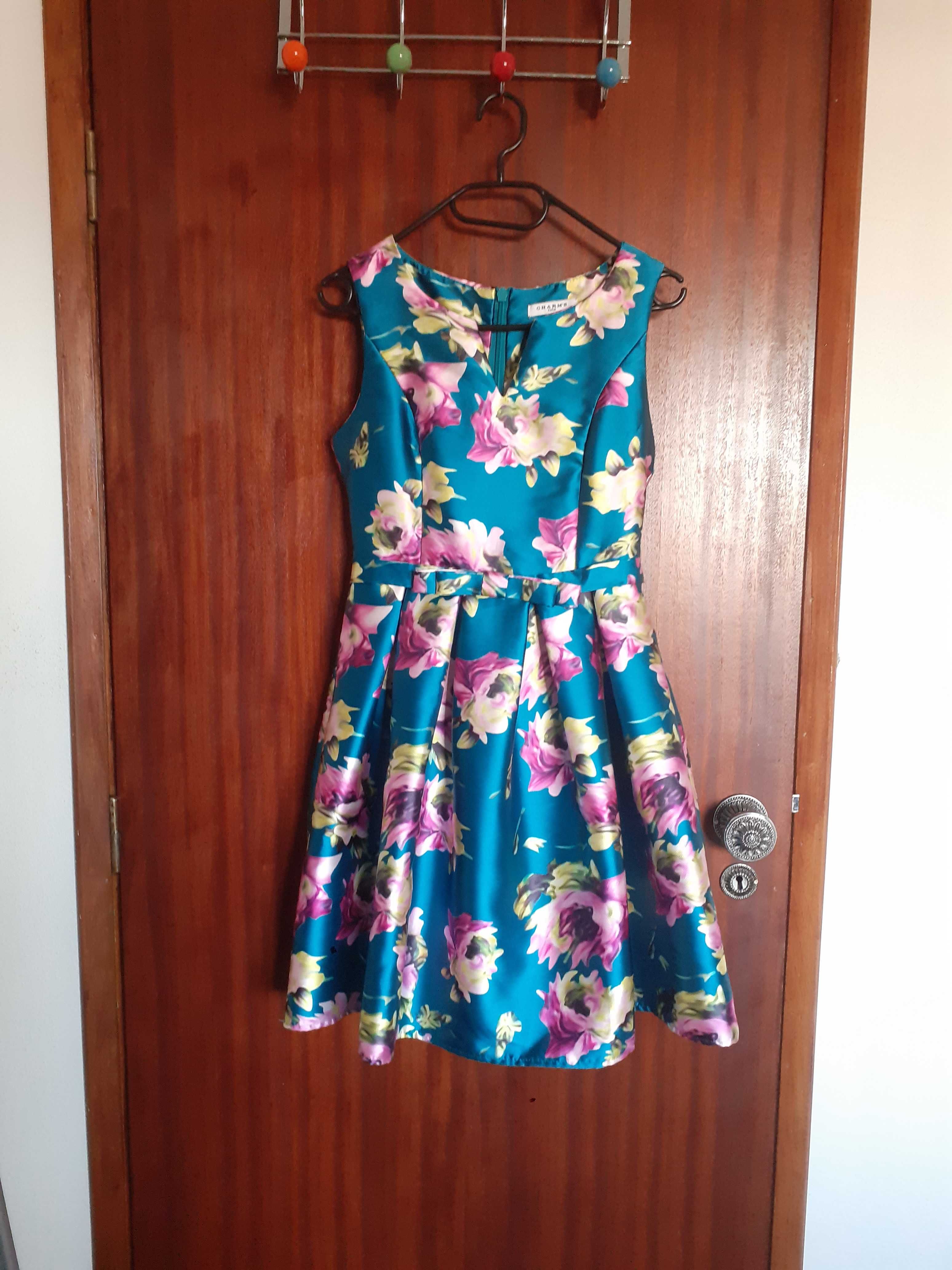 Vestido - tamanho S/M