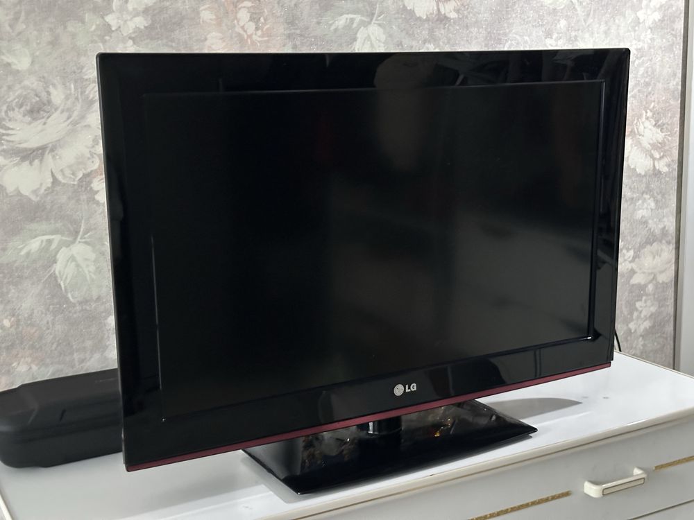 Телевізор LG 32LD340