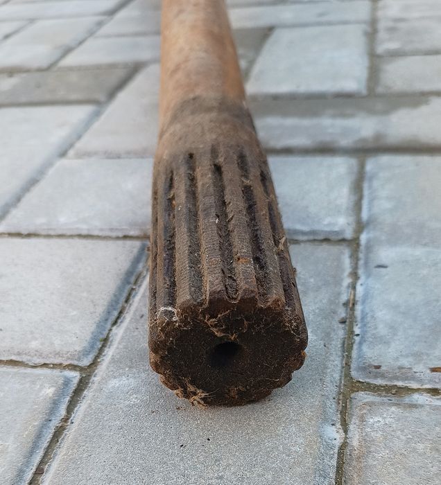 Продам піввісь заднього моста ЗІЛ-130