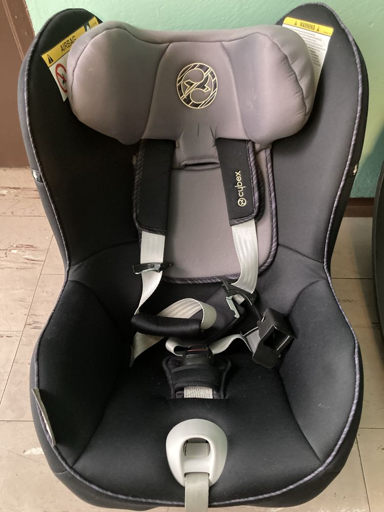 Fotelik Cybex Sirona M2 + Baza M