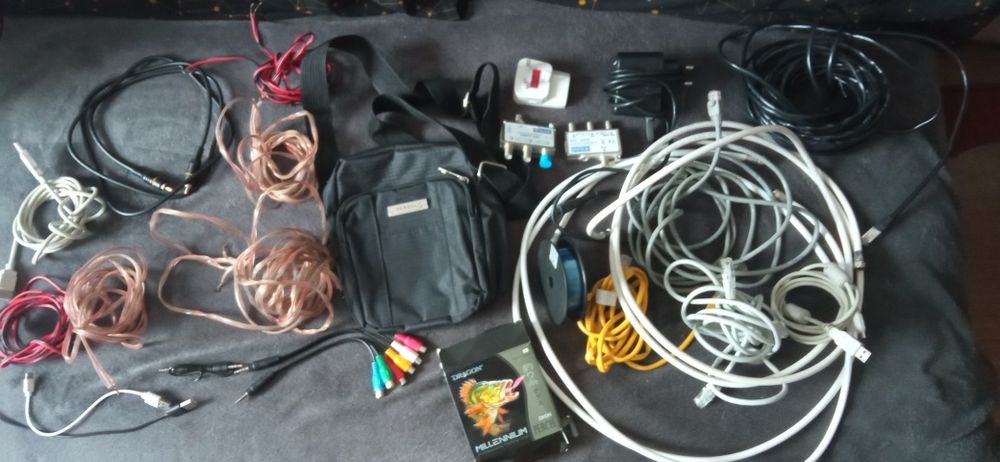 Kable coaxial głośnikowe internetowe przedłużacz USB    saszetka