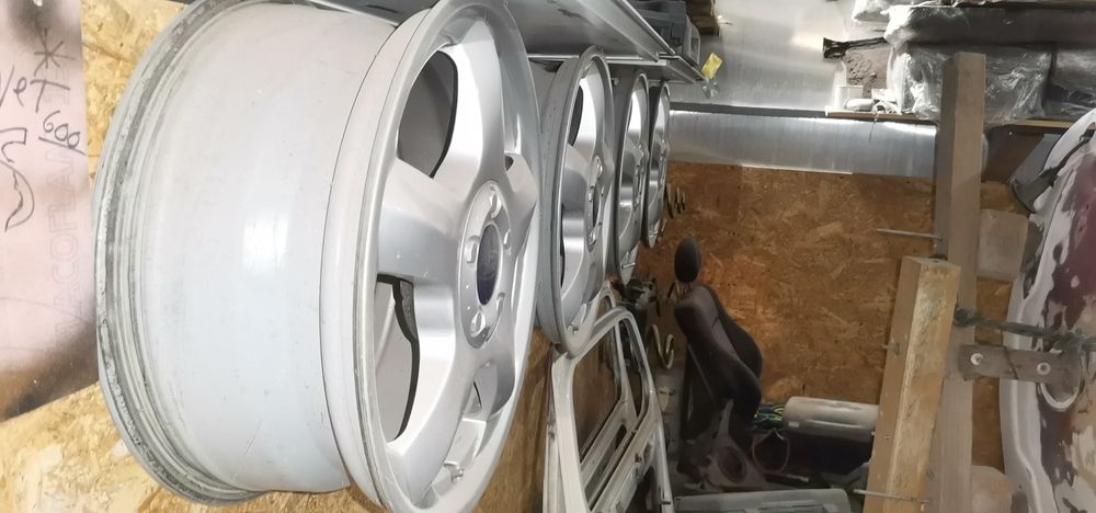 Troco por jantes 15  5×112 para  uma mercedes vito