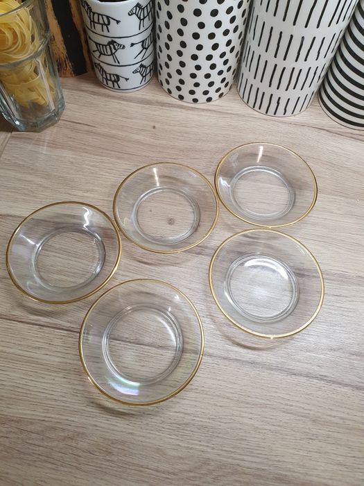 Zestaw 5 szt podstawek podstawka zlocona pod szklankę