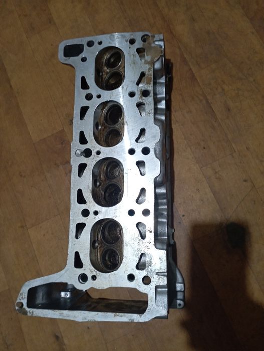 Продам головку .