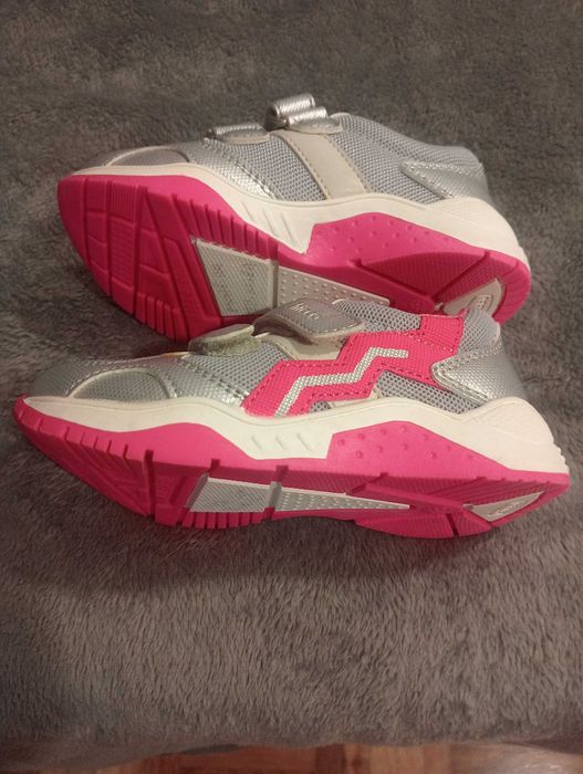 Tênis de menina da Chicco