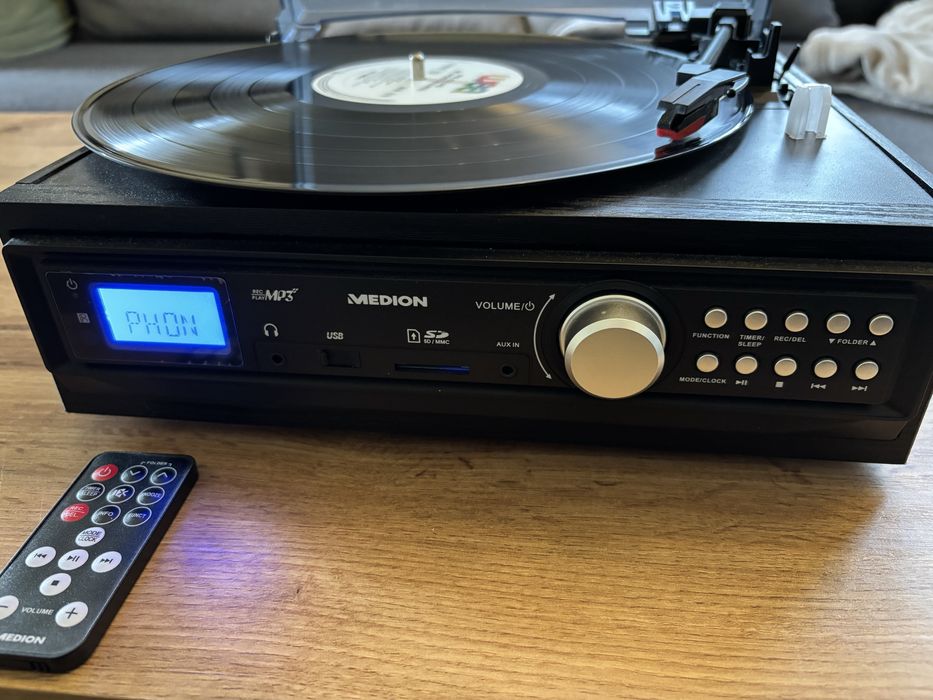 Gramofon wielofunkcyjny Medion E69143