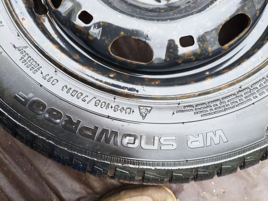 Koła zimowe z felgami 4 szt