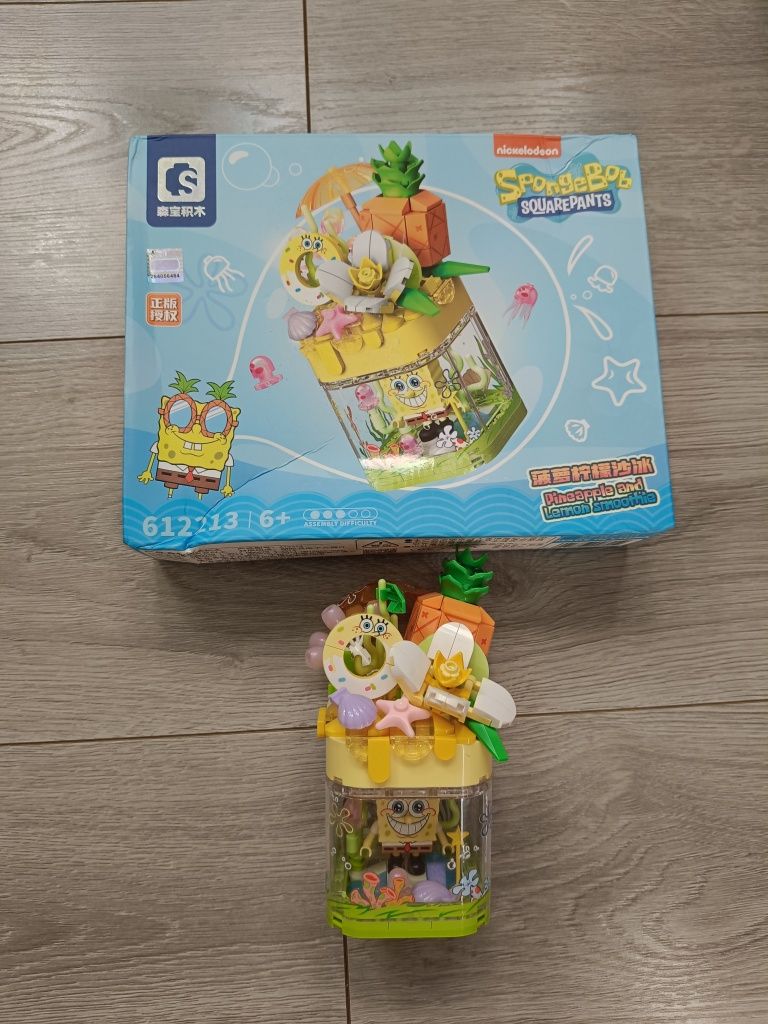 Klocki SpongeBob Kanciastoporty akwarium z lampką LED