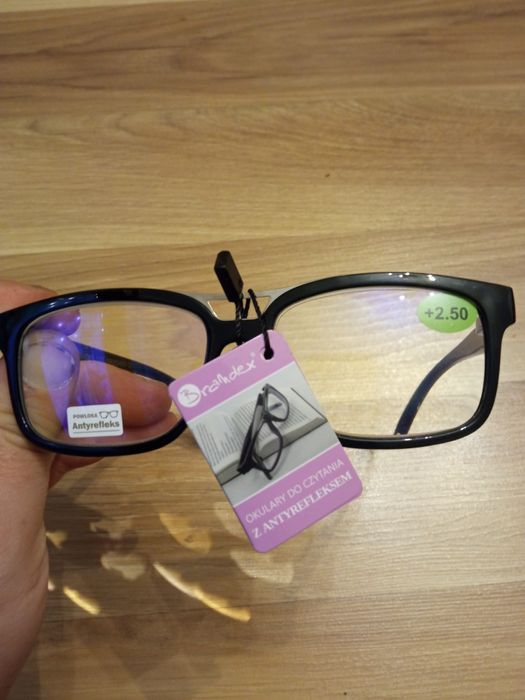 Okulary do czytania +2.50 Brandex z antyrefleksem