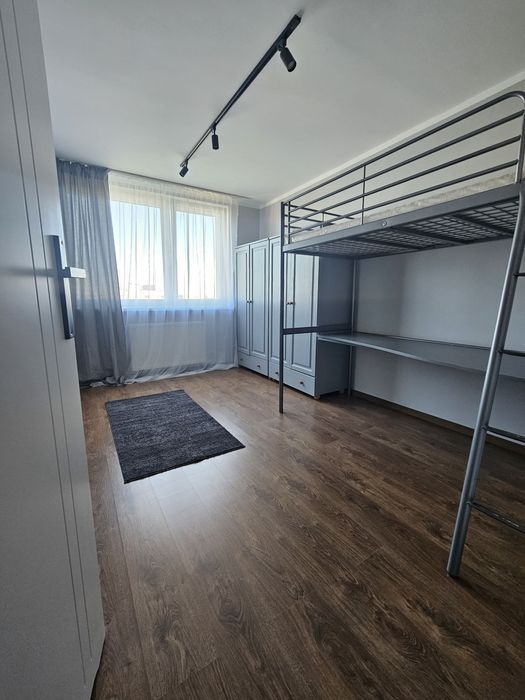 Łóżko piętrowe z biurkiem