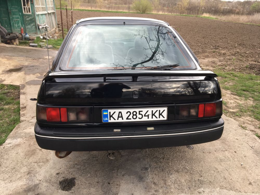 Форд сієра 2.0 DOHC