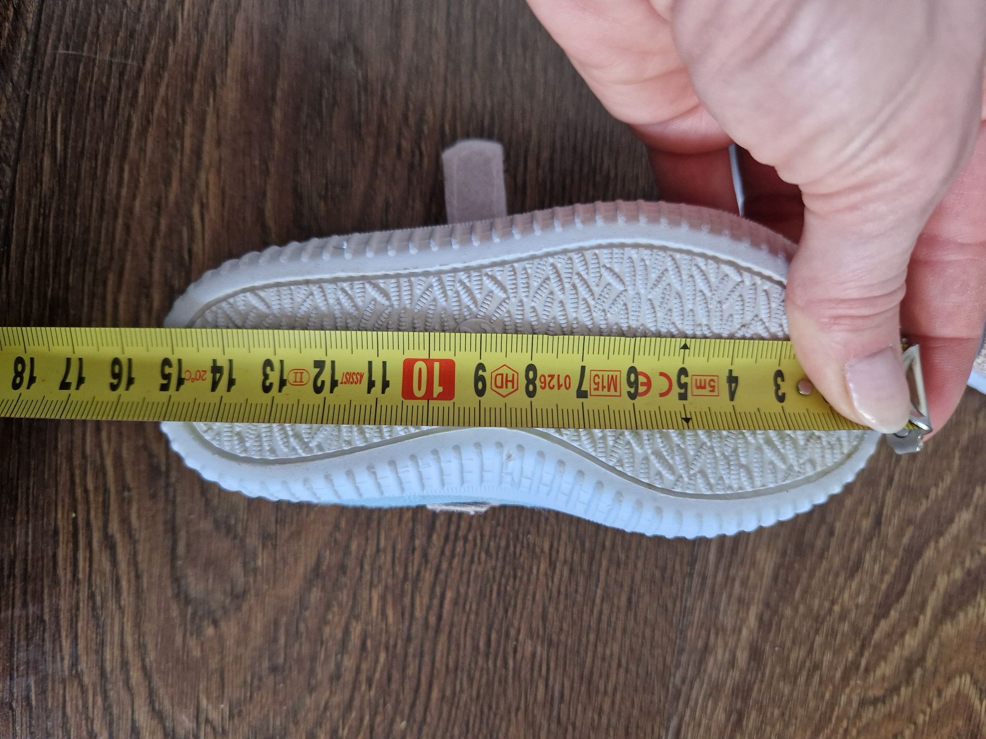 Buty dla dziewczynki r. 22 Deichmann