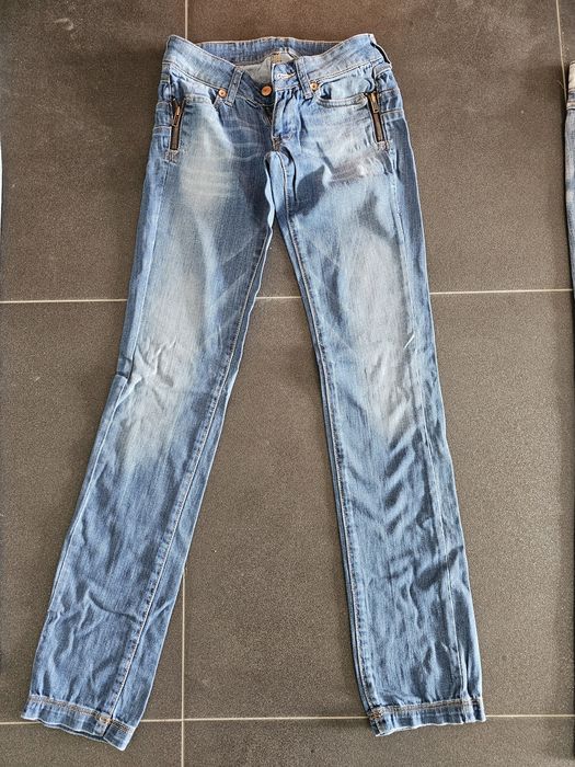 Calças de ganga mulher.
Tamanho 36