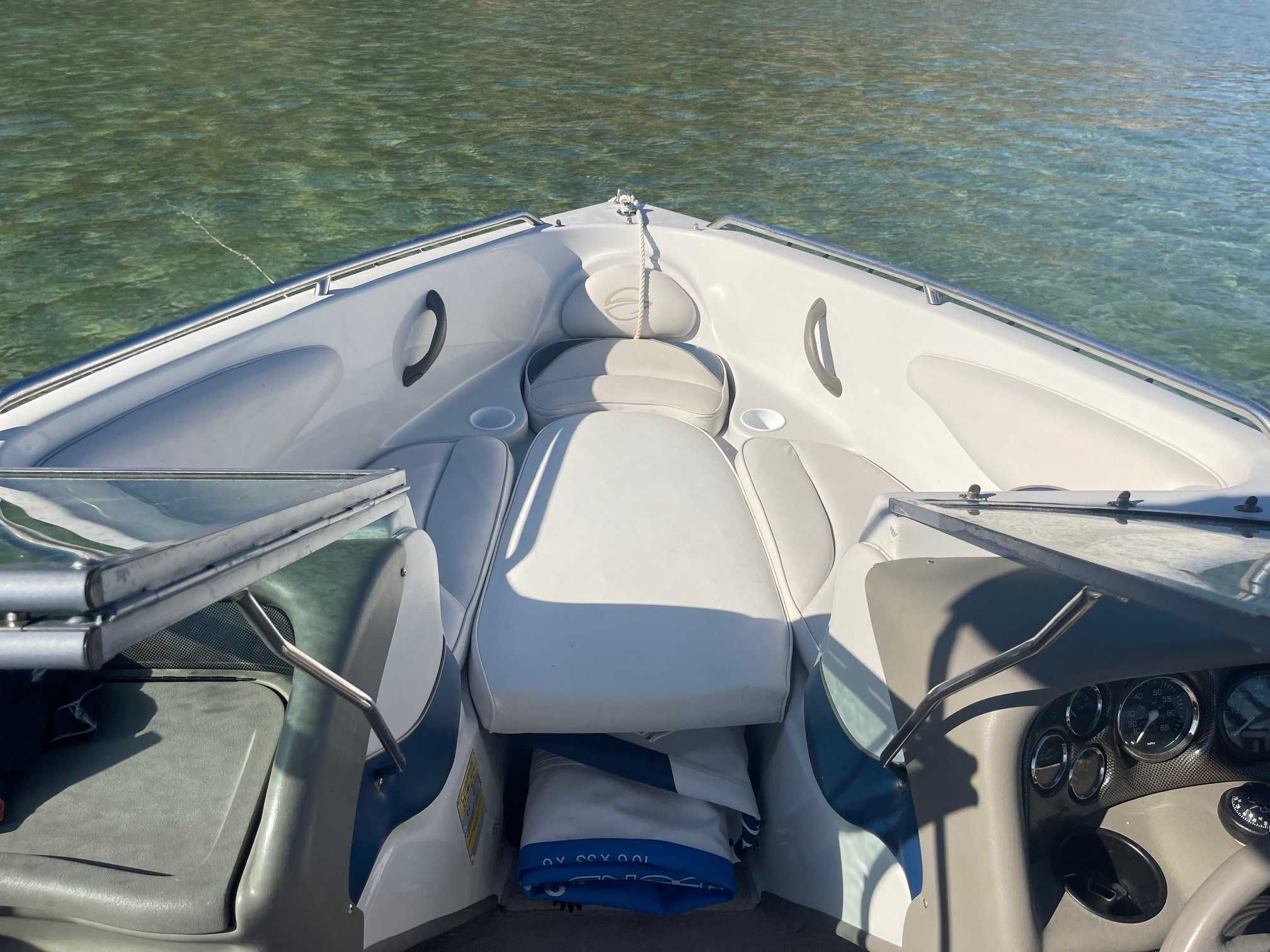 Crownline 192, Penta Volvo 4.3, 190 CV com atrelado