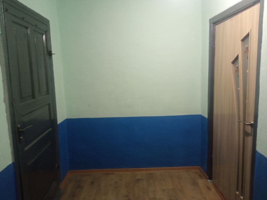 Продам терміново будинок 20000$ торг.До Вінниці 20км , недалеко від зу