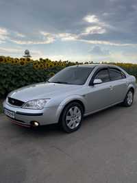 FORD mondeo  4550