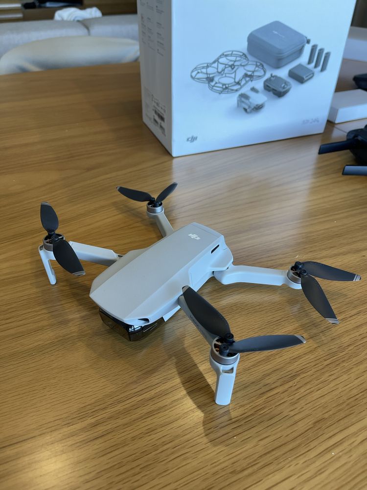 DJI Mavic Mini - Fly More Combo