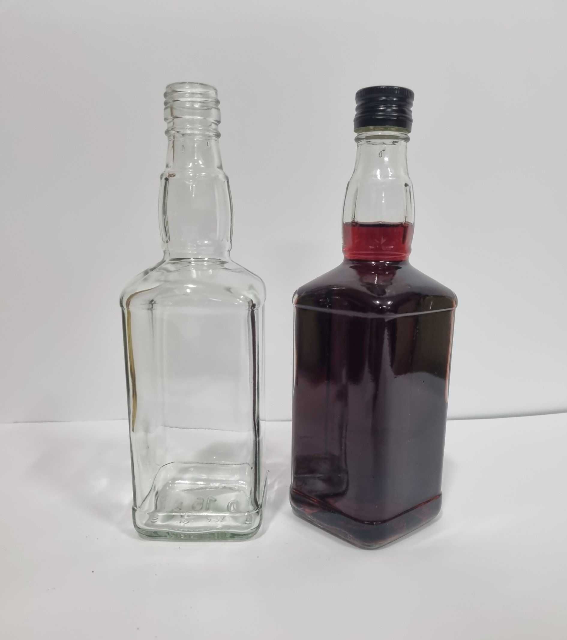 Butelka DANIELS 500 ml na Whisky Konik z zakrętką