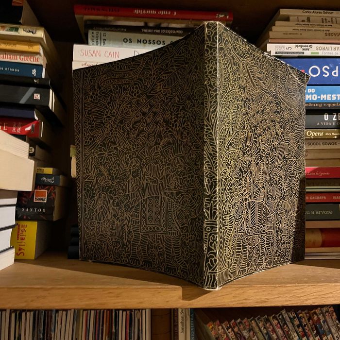 Colchas Bordadas do Museu Nacional de Arte Antiga (envio grátis)