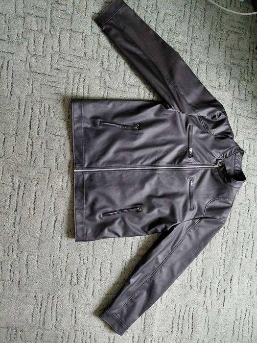 Чоловіча Кожана Куртка на Блискавці з багатьома карманами