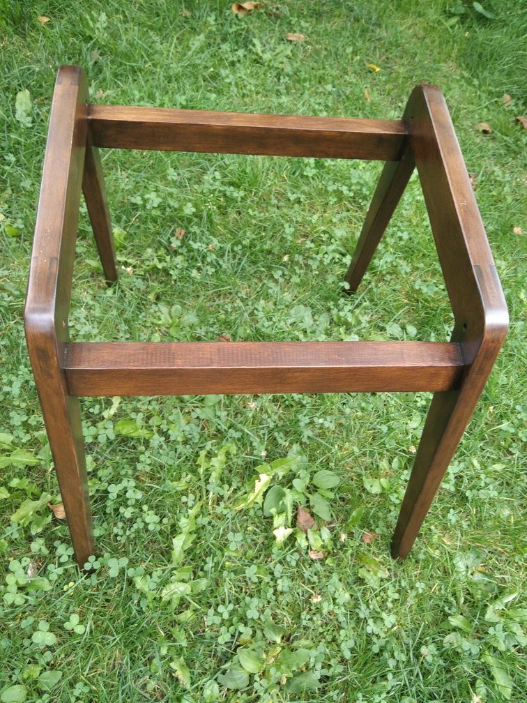 Krzesła do renowacji zestaw 2 sztukibz materiałem