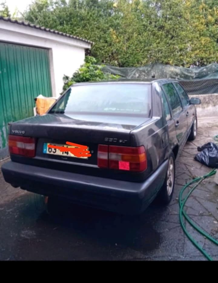 Vendo Volvo 850 parado á alguns anos ...