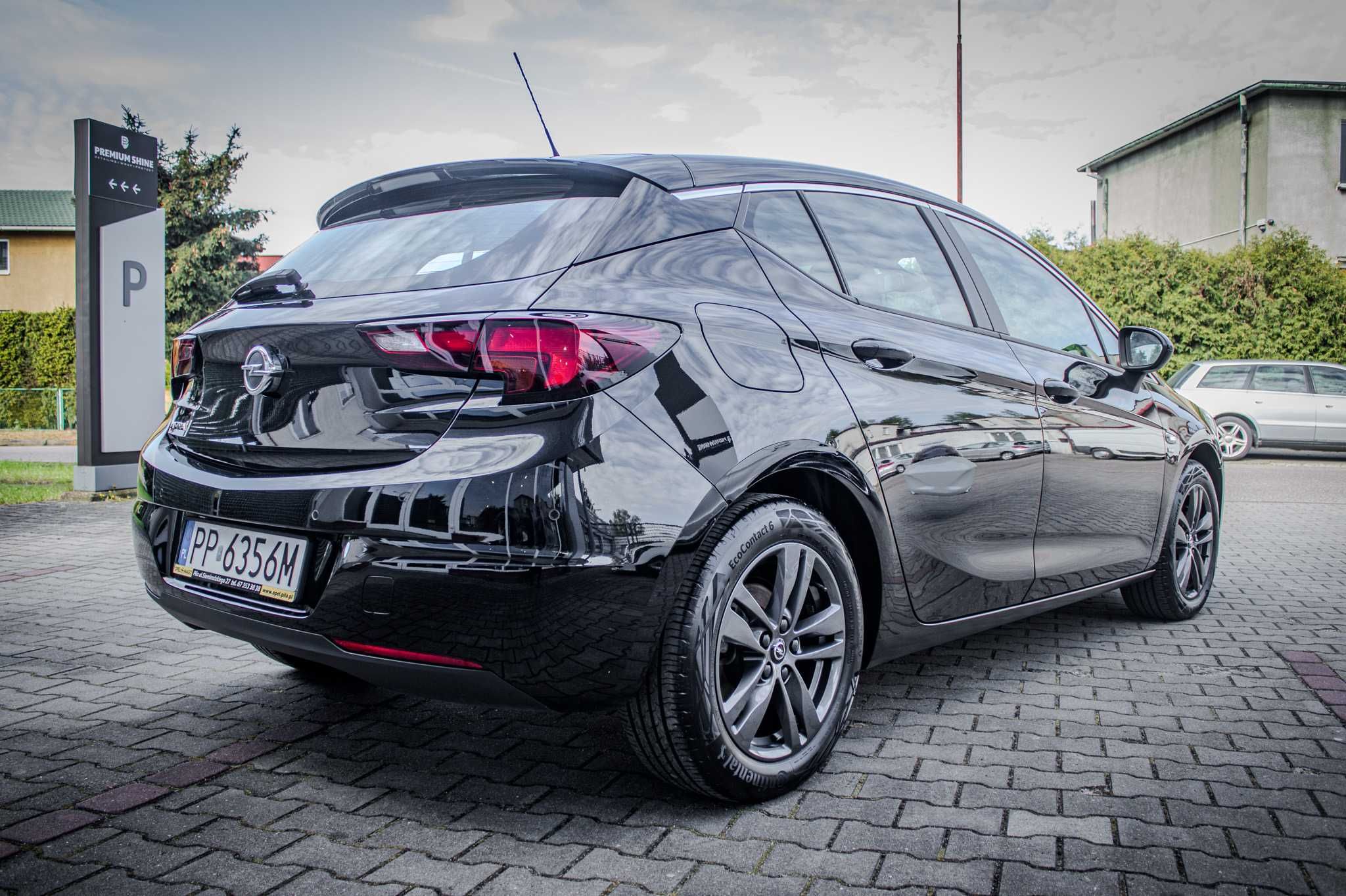 Opel Astra 1,4 edycja jubileuszowa "120 lat"