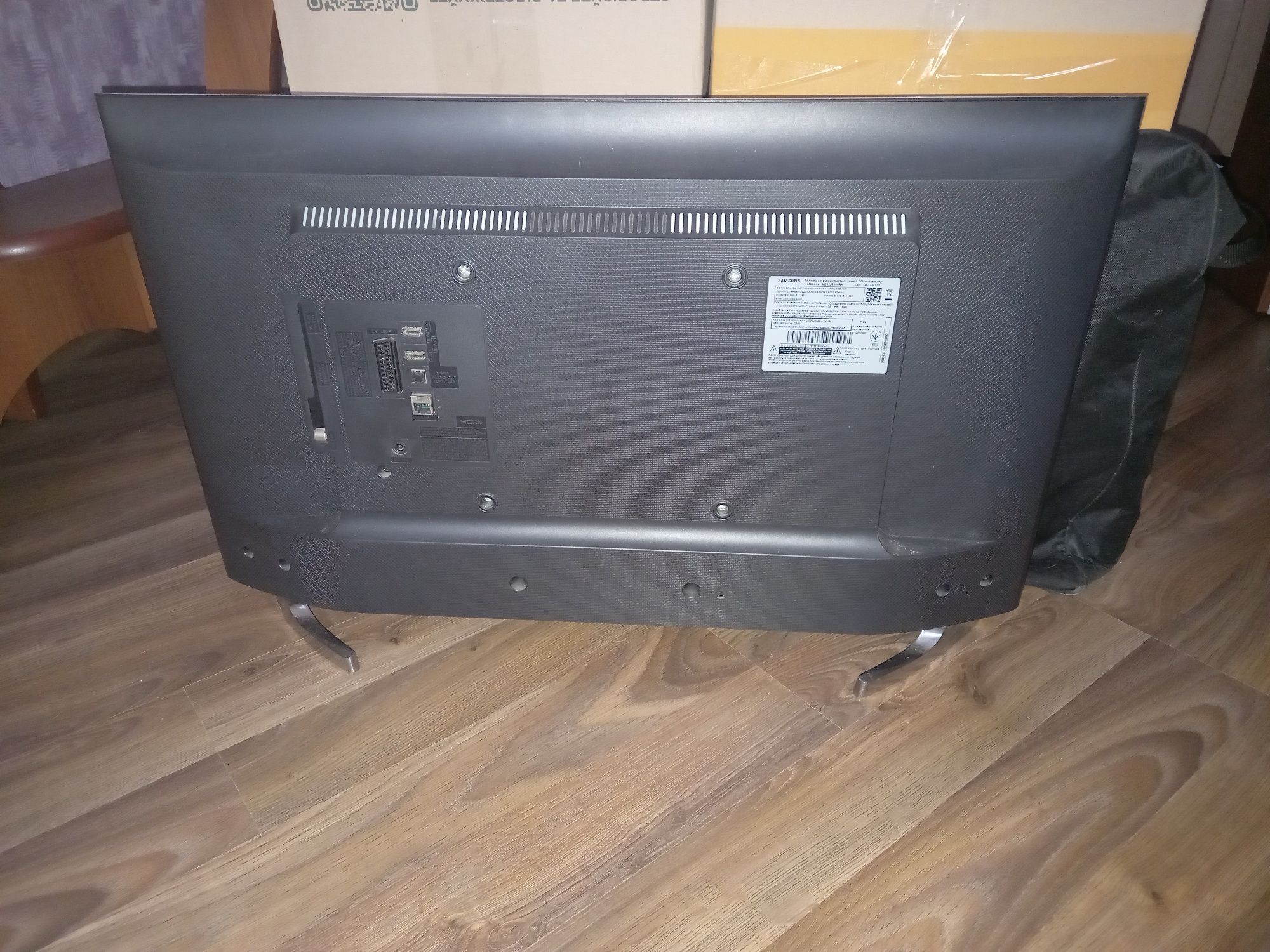 Samsung ue32j4500ak