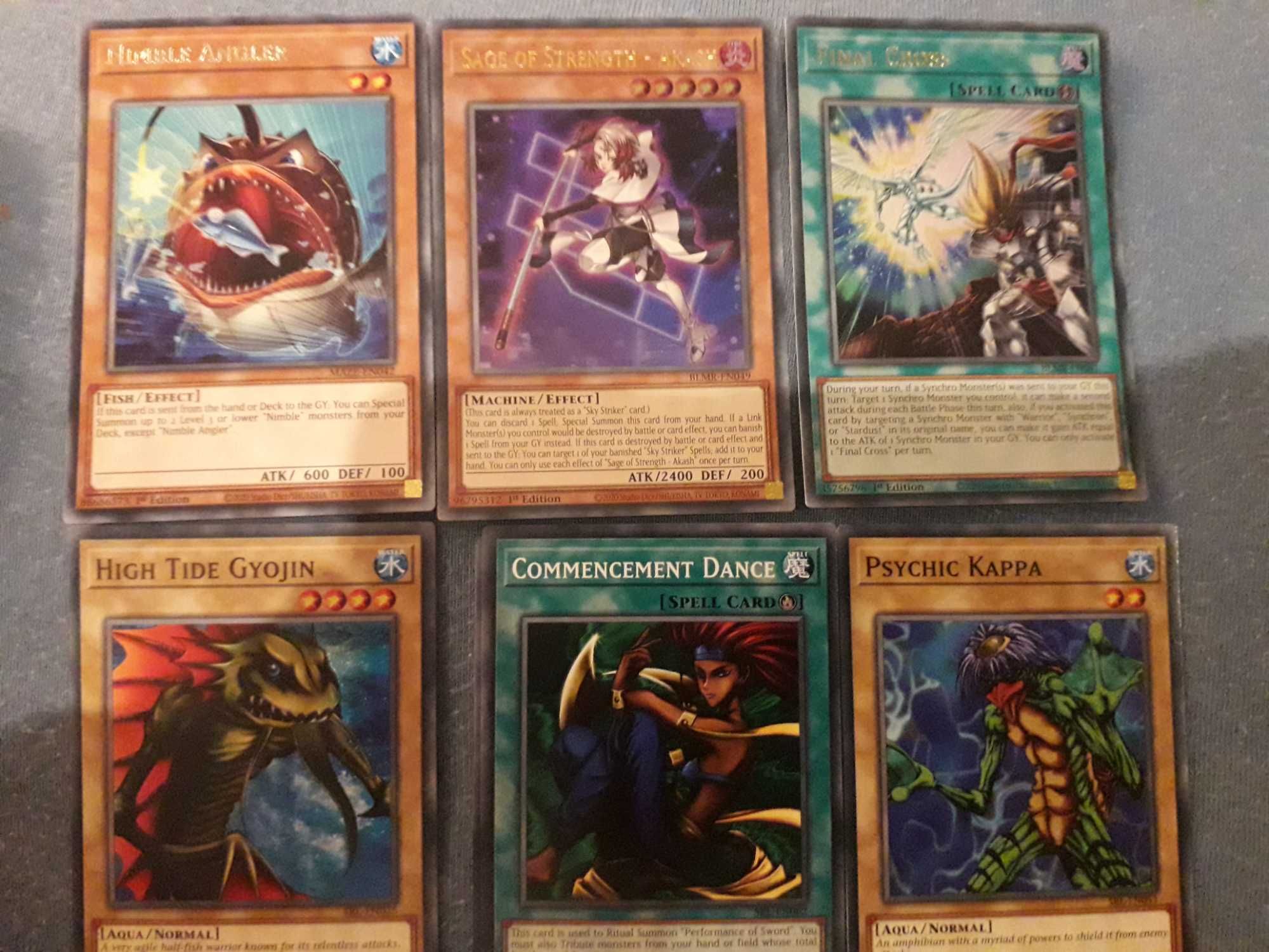 Cartas Yu Gi Oh para troca