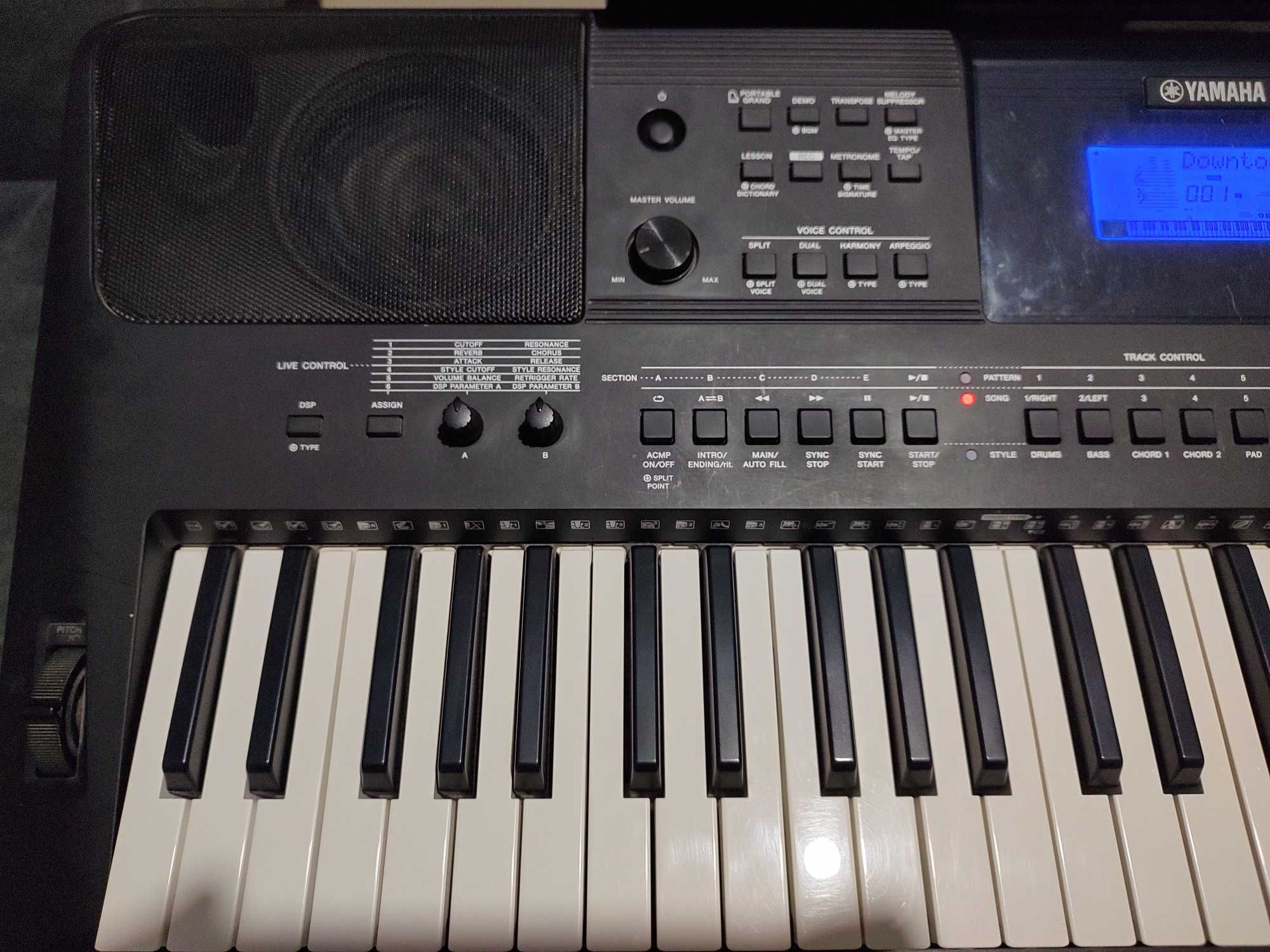 Keyboard Yamaha PSR E 453