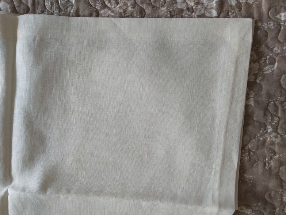 Pano em linho branco / toalha de mesa