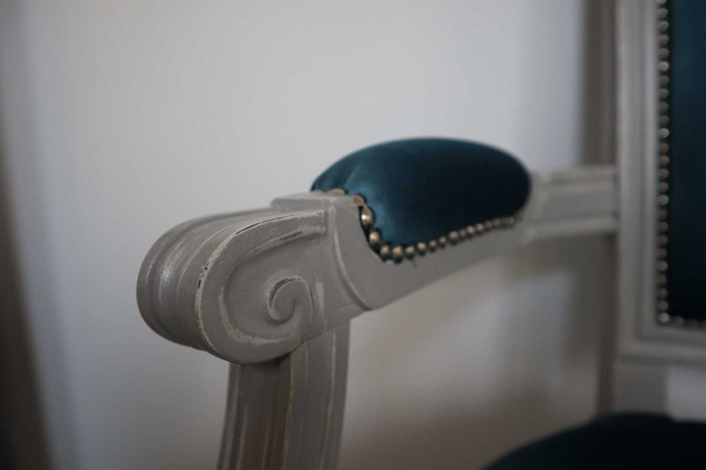 Cadeira “Aurora” – Peça única restaurada à mão | Estilo Luís XVI