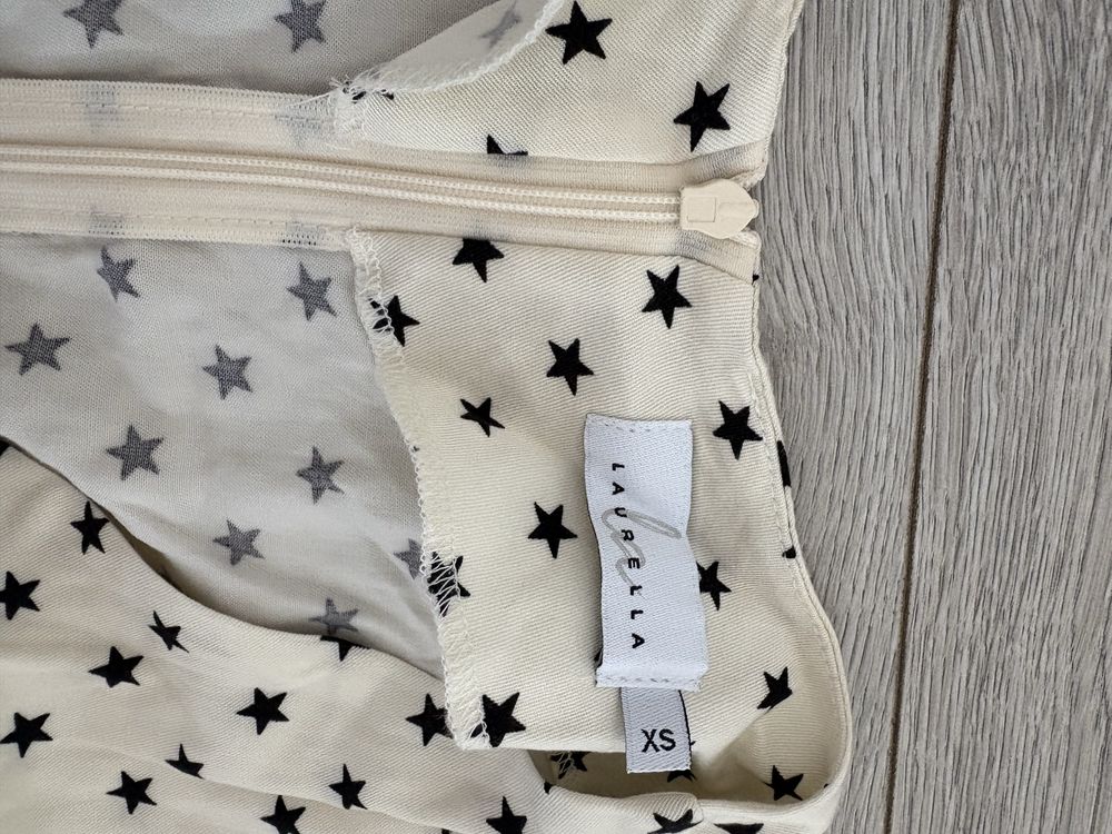 Nowa sukienka laurella xs