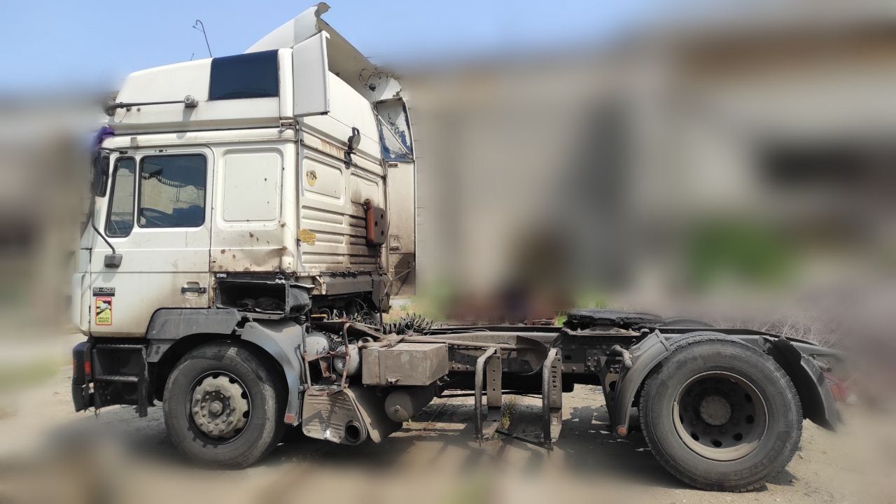 Разборка ман командор MAN F2000 Запчасти бу коробка кабина мост баки