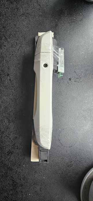 Honda Civic X hatchback klamka prawa zewnetrzna keyless