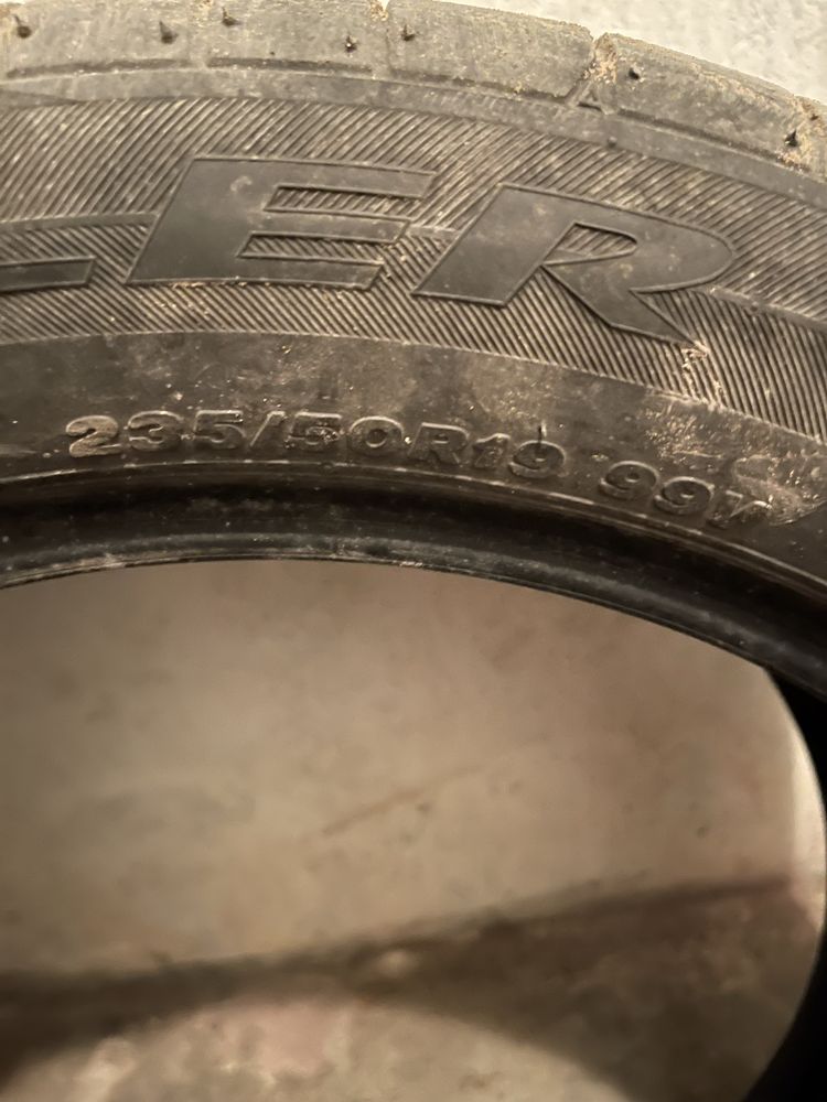 Резина а  літня BRIDGESTONE  255/45.-2шт.  235/50/-2шт.—R-19