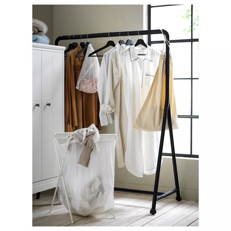 Chariot ‘TURBO’ (IKEA)
Suporte p/cabides, int/ext, preto, 117x59 cm