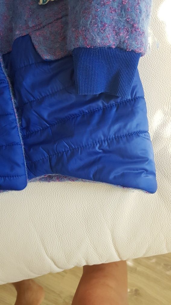 Классная осенняя куртка на девочку 6-7 лет
