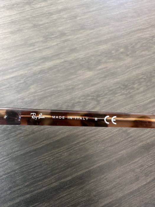 Ray Ban RB1973 , modelo 128151 Square II