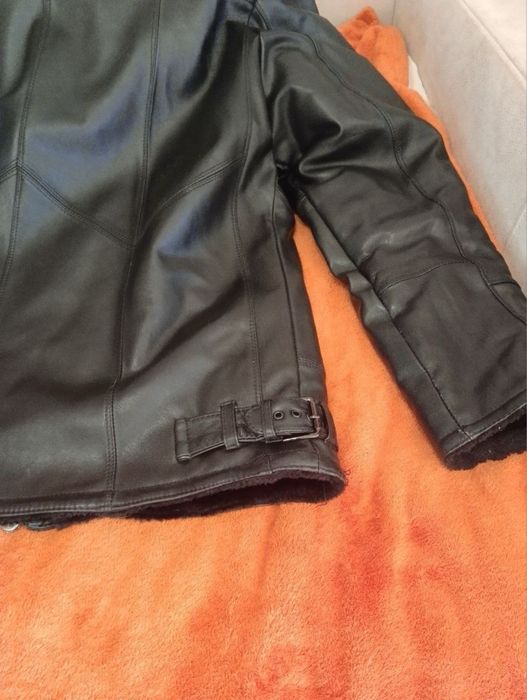 Зимняя кожаная куртка