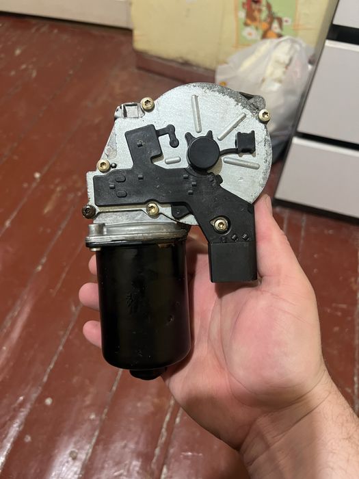 Моторчик Двірників BMW e60-61