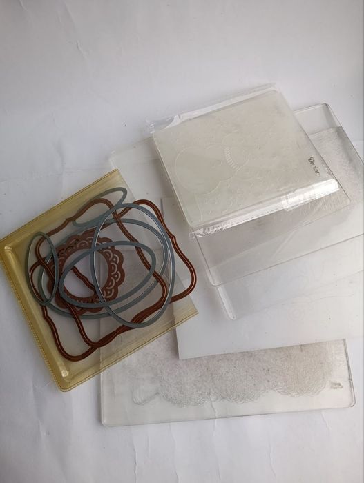 Машинка для вирубки в скрапбукінга Sizzix