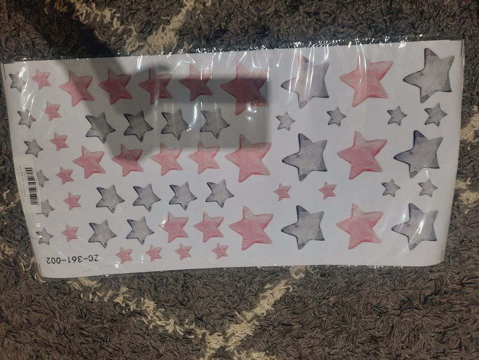 Naklejki na ścianę