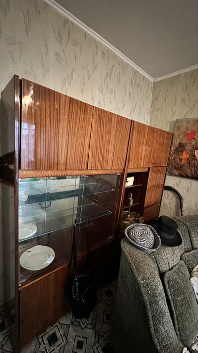 Віддам сервант самовивіз