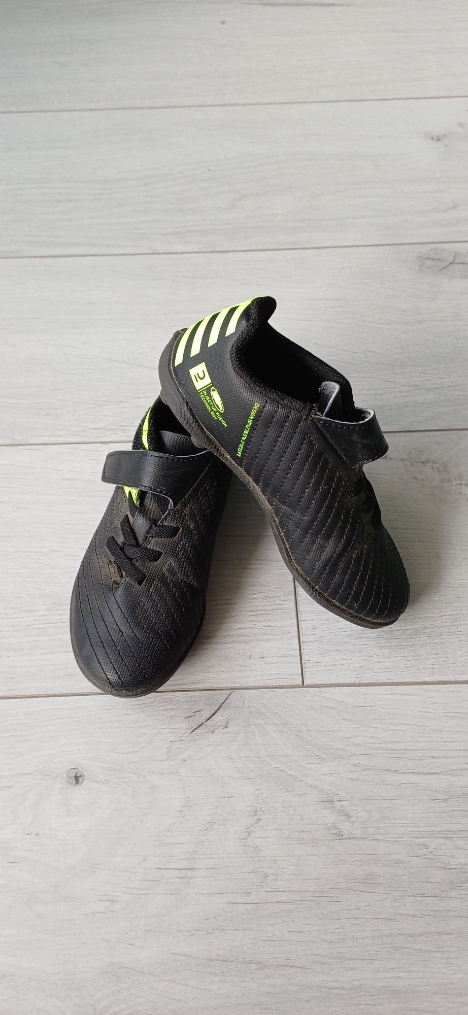 Buty do gry w piłkę Kipsta r. 29