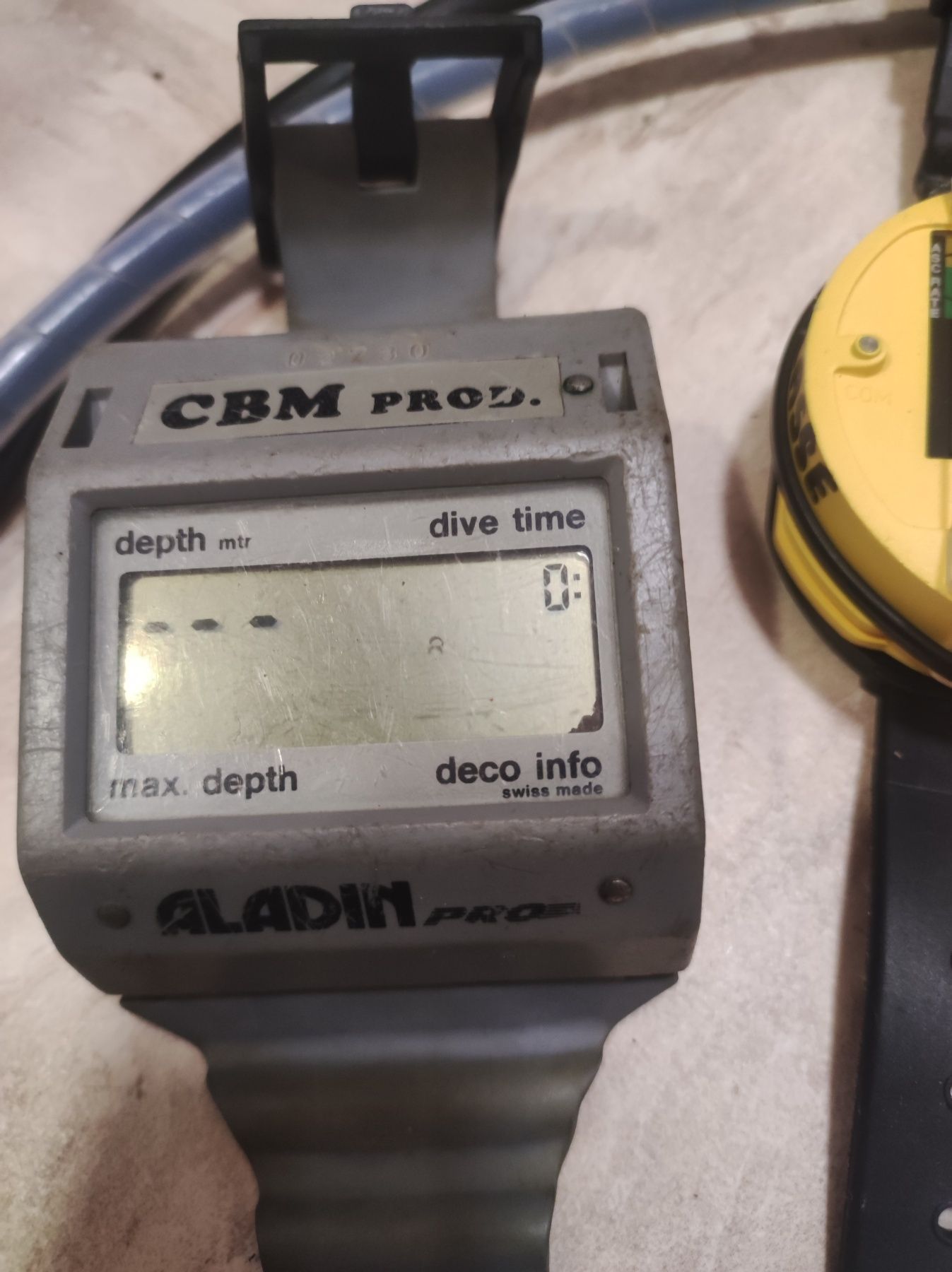 Дайв компьютер Suunto, Aladin