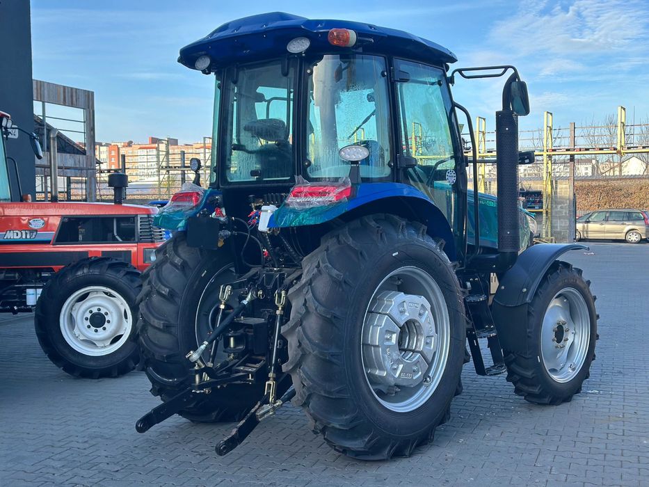 Трактор ДТЗ 1104