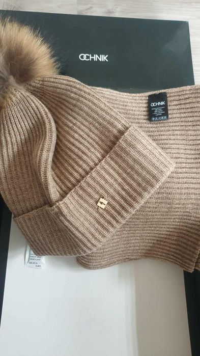 Czapka szalik zestaw damski beż z pomponem z jenota Ochnik nowe